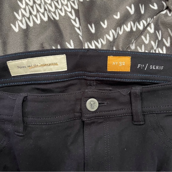 Anthropologie Pilcro like new Serif fit, midrise black pants size 32 - Picture 5 of 6